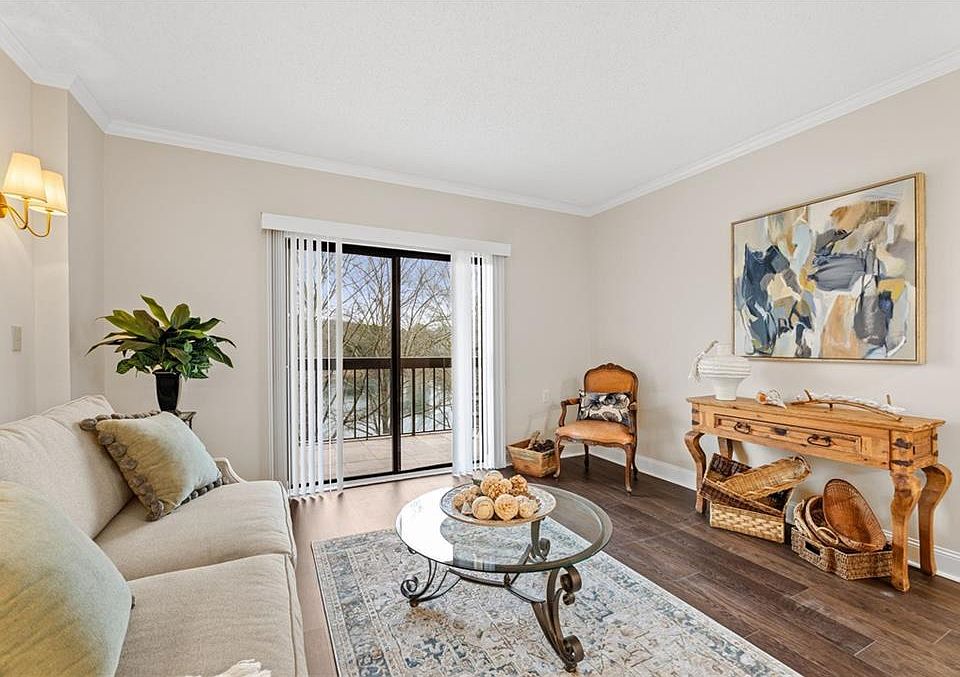 1st image of 1800 Clairmont Lake Rd