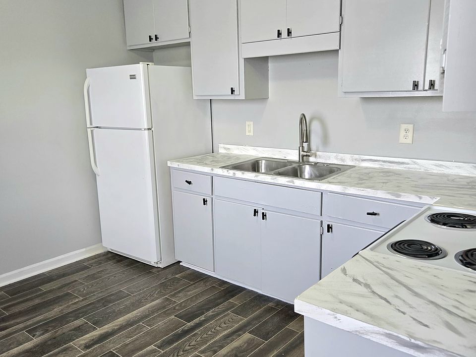 1st image of 1812 London Church Rd NE #2C