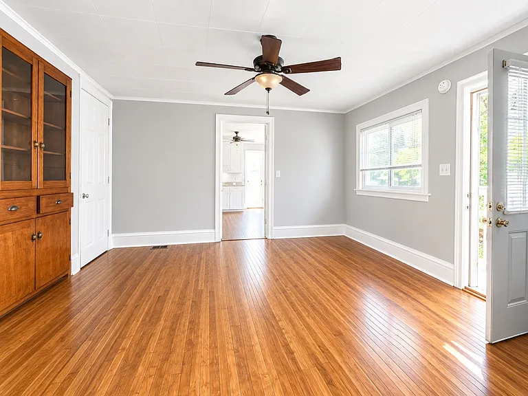 1207 Central Ave #1 — Photo 2