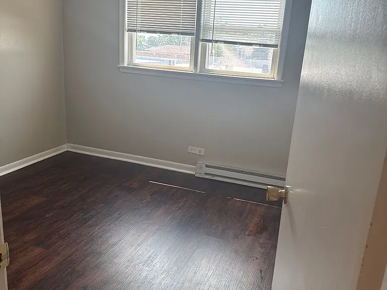 6615-19 W Lloyd Dr — Photo 21