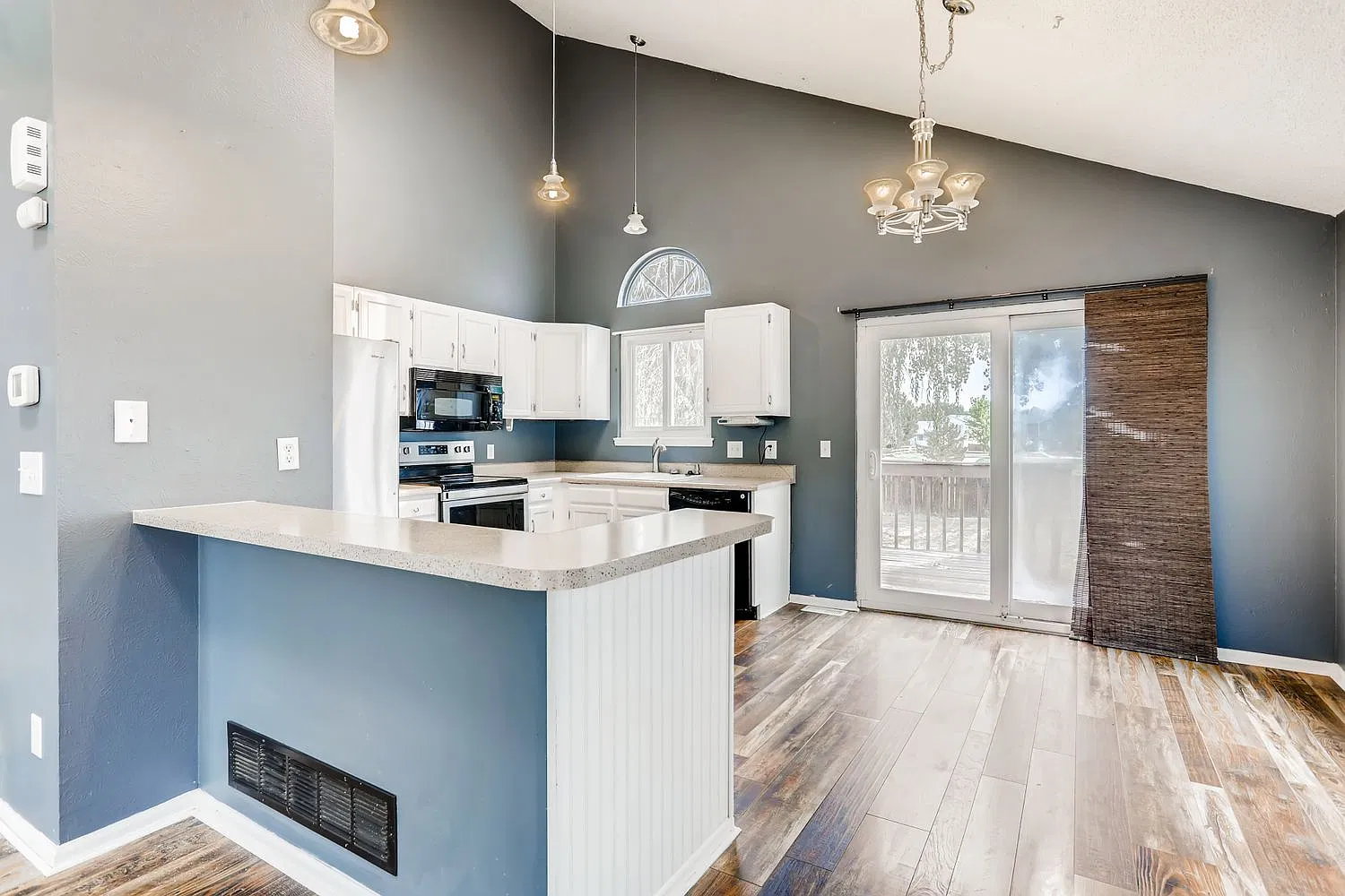 3 bed, 1724 sqft, $2,800 — Photo 4