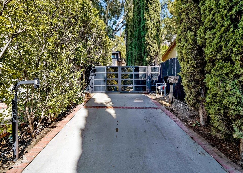 5200 Don Pio Dr, Woodland Hills, CA 91364 Zillow