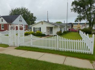 903 S Pearl St, Knox, IN 46534
