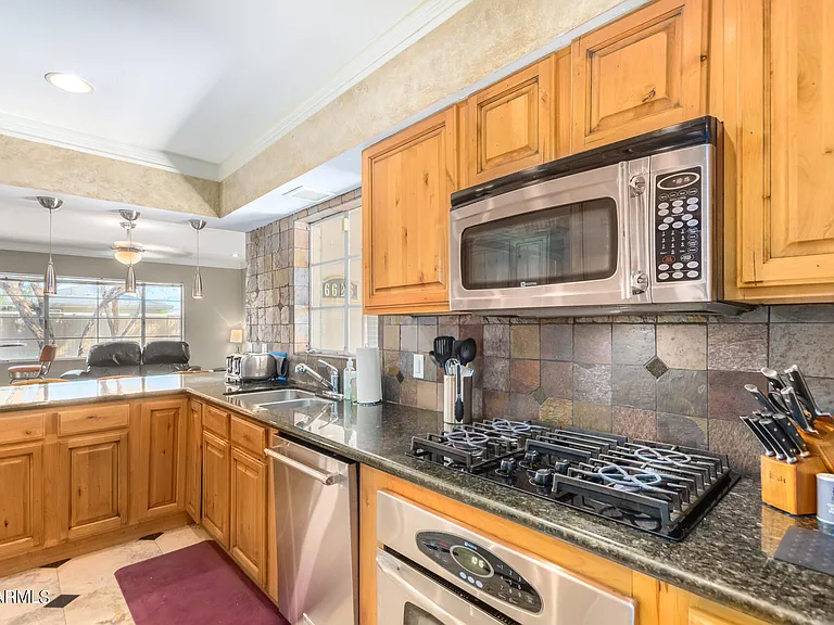 6626 E Granada Rd — Photo 9