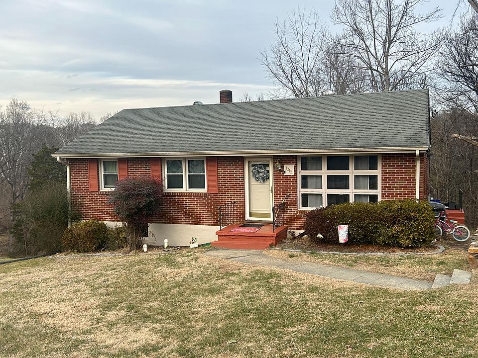 1st image of 1212 Dandridge Dr