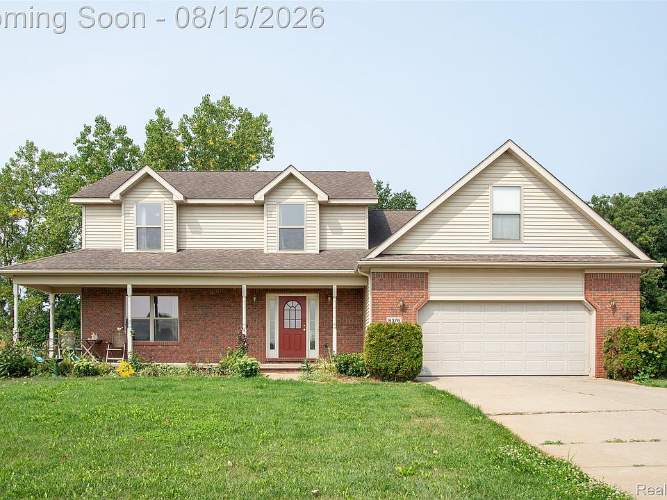 1st image of 8376 Oak Ridge Dr