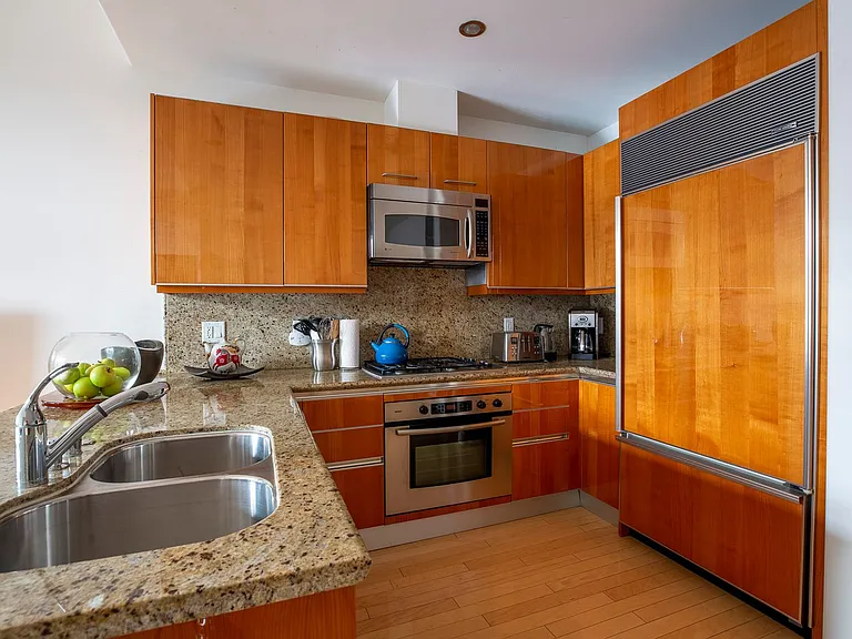 550 Front St #907 — Photo 13