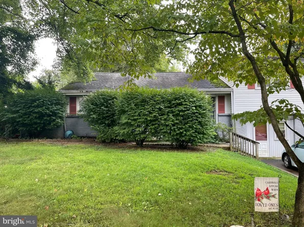 214 Wordsworth Dr, Wilmington, DE 19808