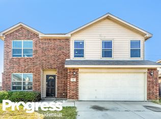 317 Spurlock Dr, Krum, TX 76249