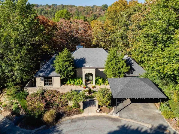 8 Revere Cir, Little Rock, AR 72227