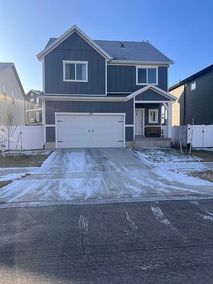 157 E Parade Ave, Saratoga Springs, UT 84045