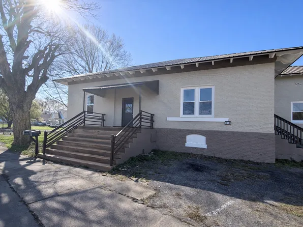 13 Smythe St #A, Belton, SC 29627