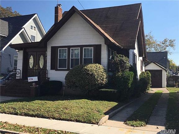 2nd image of 18416 Galway Ave