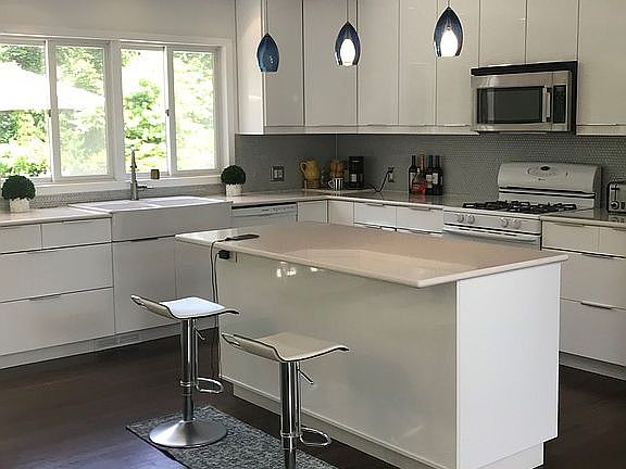 5th image of 47A Fanning Ave