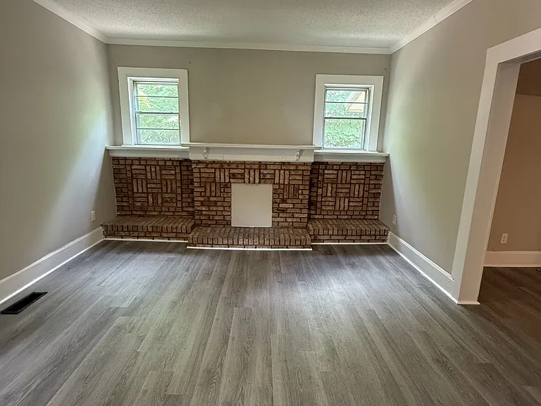 5509 Court P — Photo 4