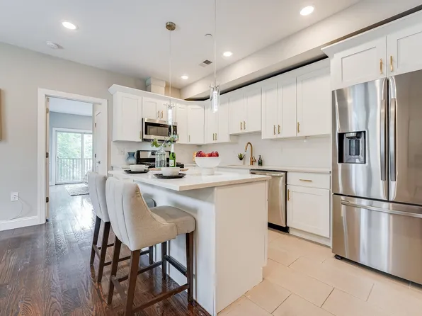 360 Palisade Ave #3, Jersey City, NJ 07307