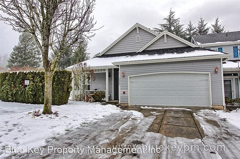 1st image of 1715 SE 112th Ct