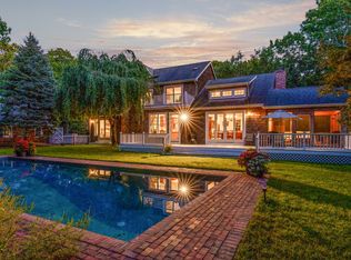 14 Hickory Ct, East Hampton, NY 11937