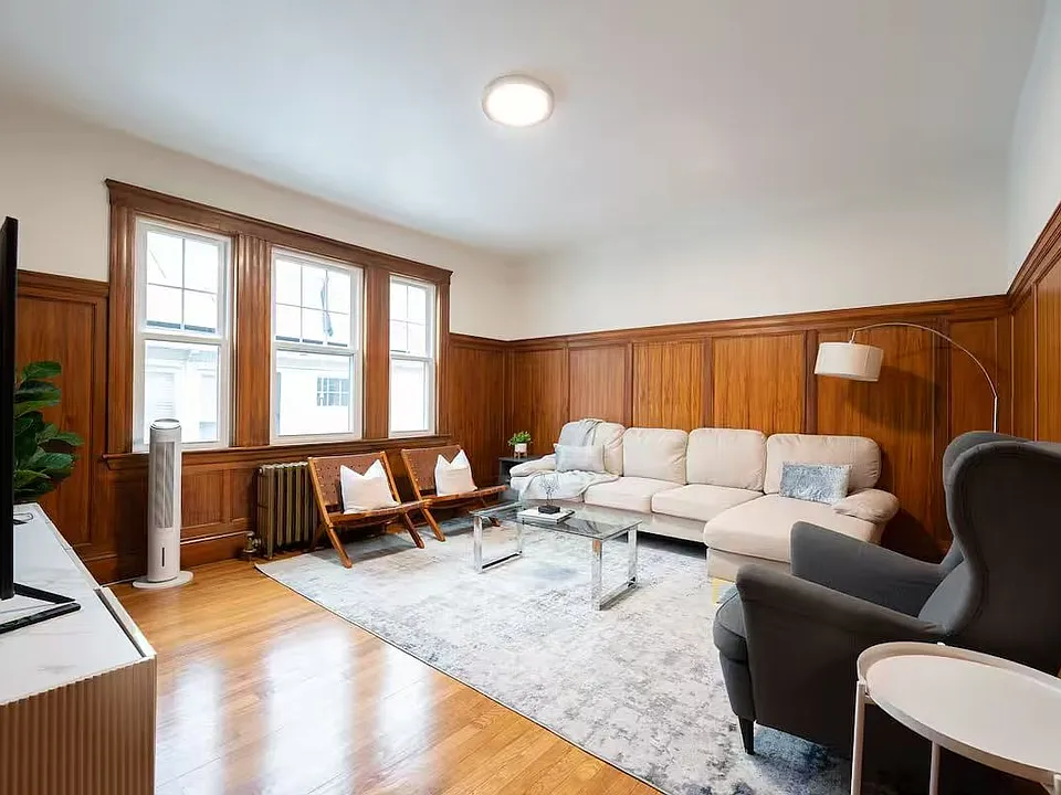 106 Park Ave #106