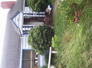 7533 21st Ave NE, Seattle, WA 98115