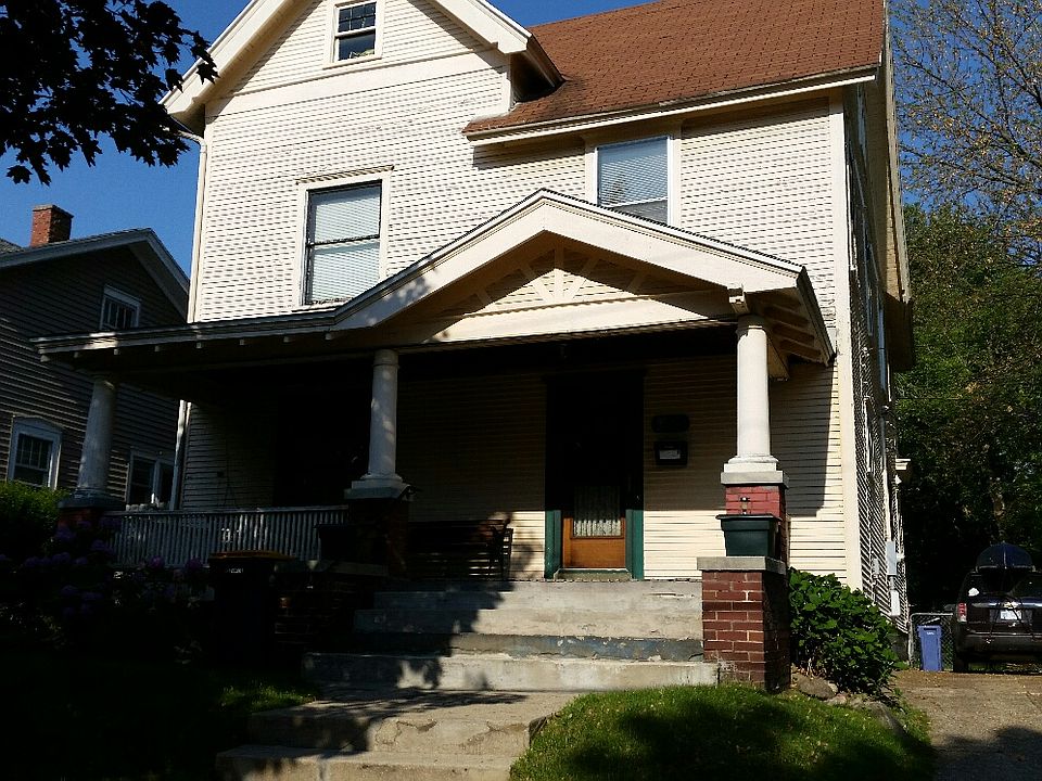 1st image of 109 Gold Ave NW