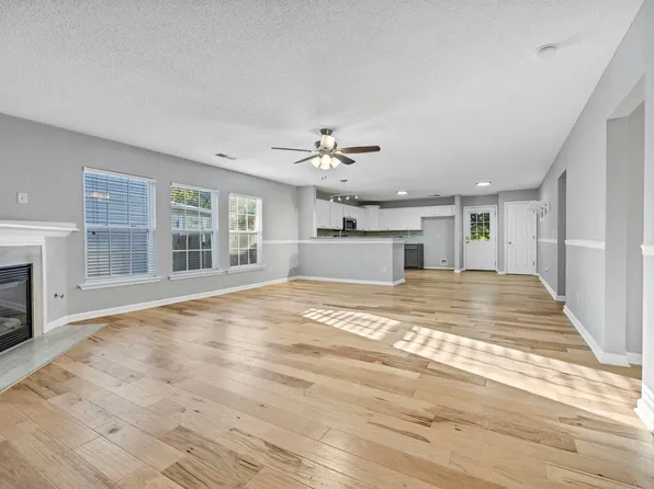 309 Bracken Dr, Lexington, SC 29072