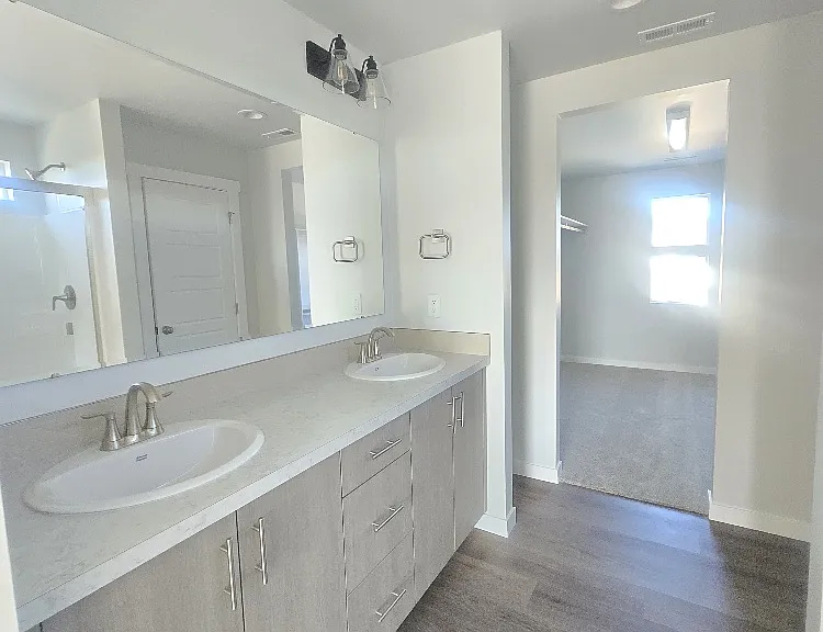 15276 Fuchsia Ave — Photo 16