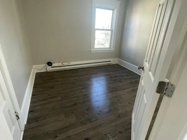 (undisclosed Address), Taunton, MA 02780