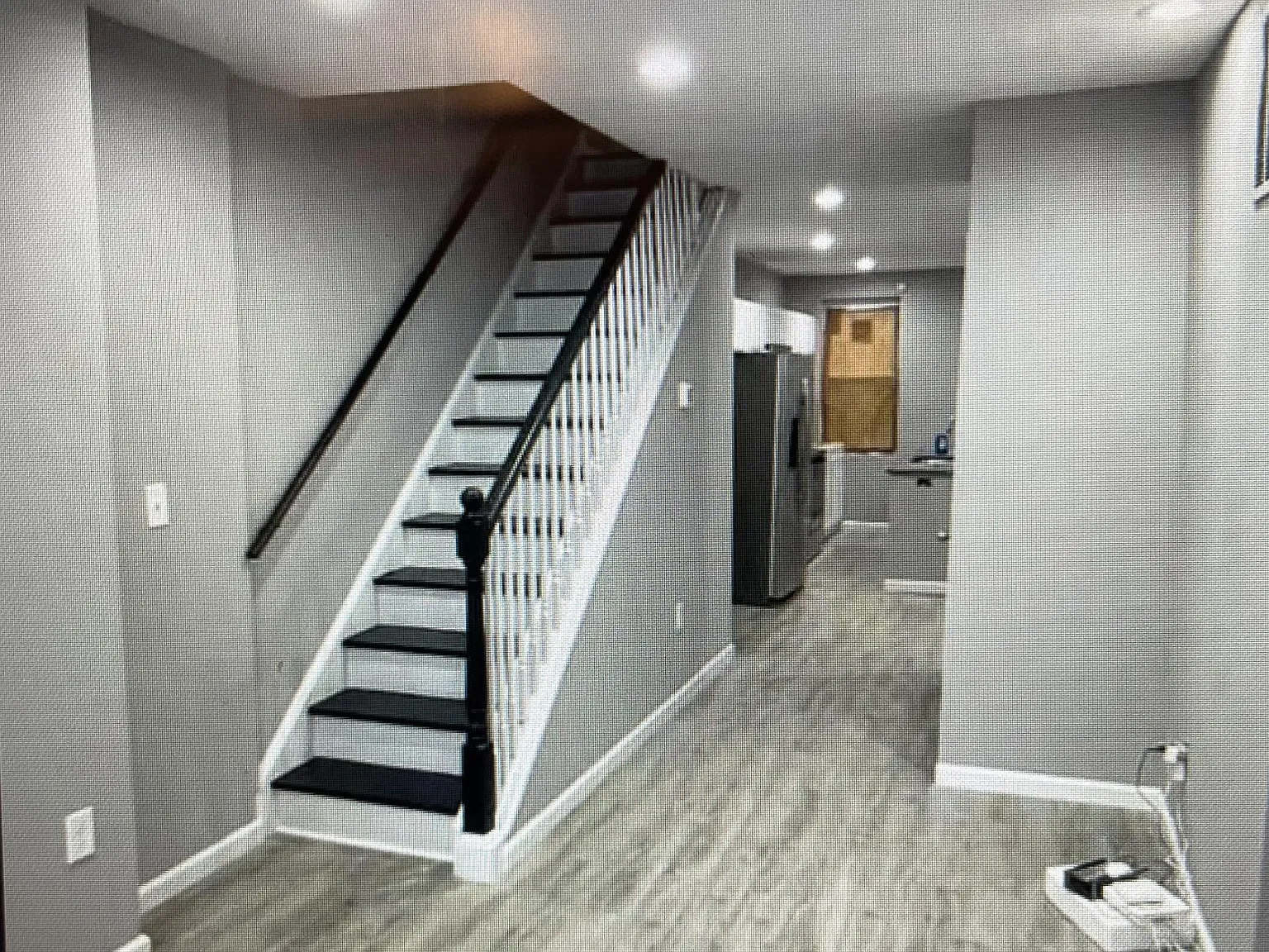 2 bed, 2.5 bath, 960 sqft, $1,800 — Photo 4