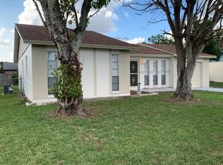 108 Luca Ln, Kissimmee, FL 34743