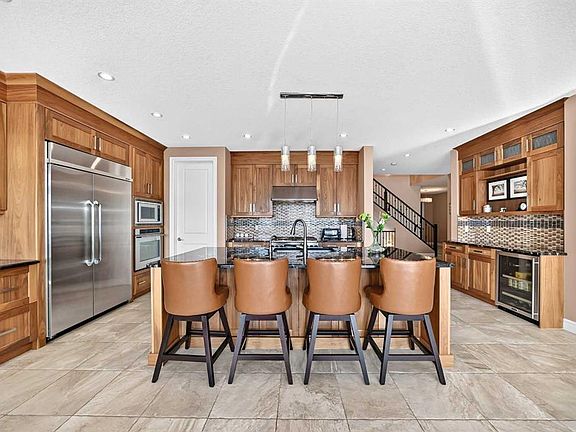 5th image of 116 Panatella Rise NW