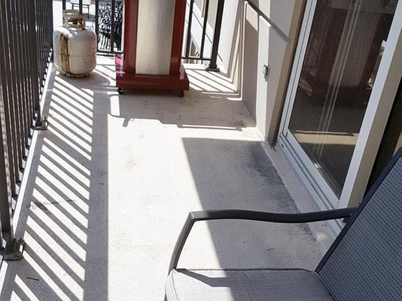 2nd image of 1111 S Wabash Ave #7100