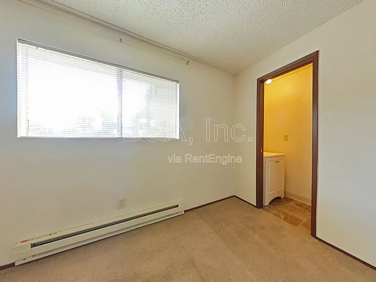 1150 NW Walnut Blvd — Photo 9