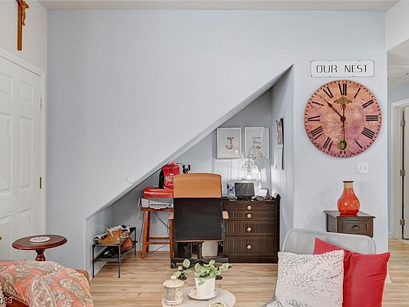 5th image of 2131 Hussium Hills St Unit 101