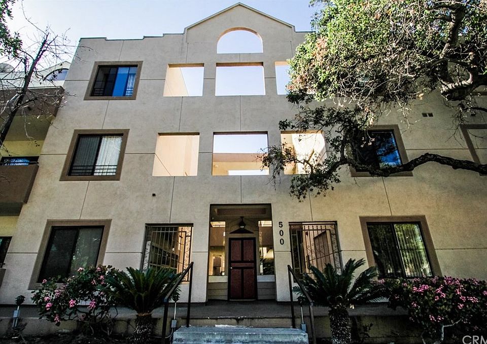 1st image of 500 E Lexington Dr APT 202
