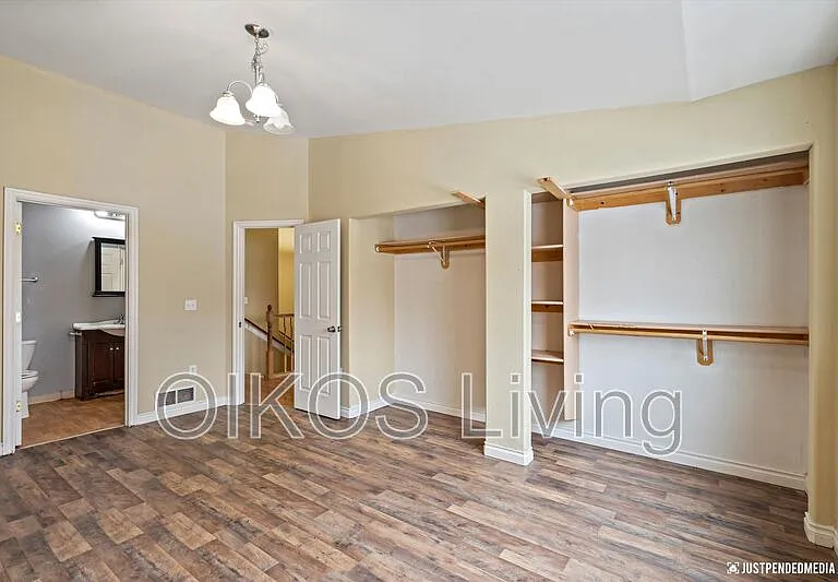 2700 McRae Rd #7 — Photo 5