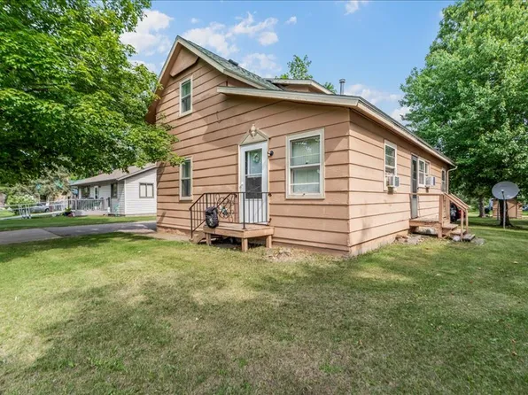 608 4th St NW #1, Aitkin, MN 56431