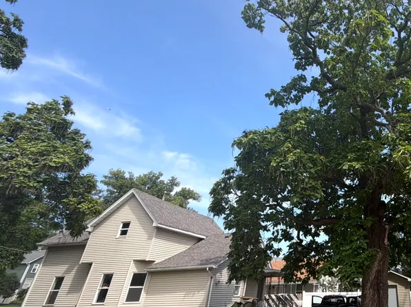 400 Summit St, Joliet, IL 60435