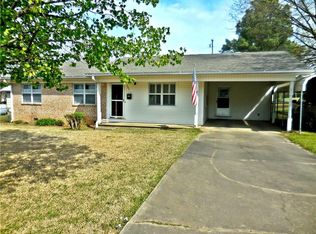 705 E B Ave, Heavener, OK 74937