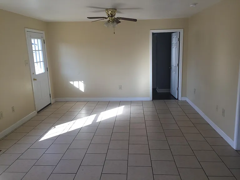 309 Cross St — Photo 4