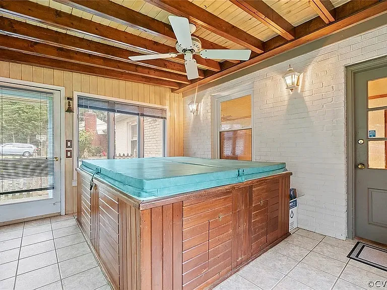 705 Woodberry Rd — Photo 18