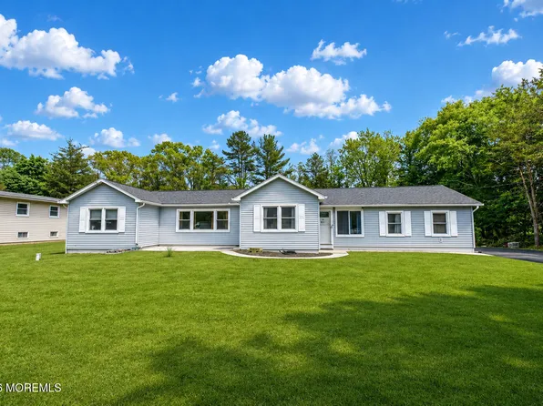 5 Riccis Drive, Jackson, NJ 08527