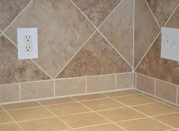 4th image of 4401 Windjammer Dr #129