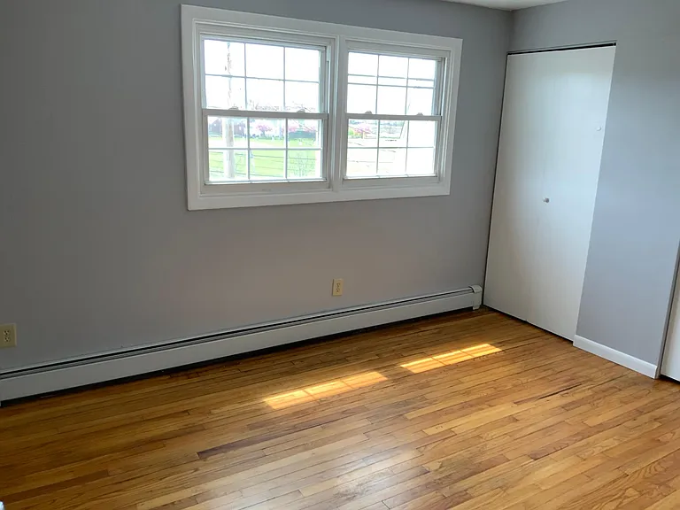 333 Mill Rock Rd #333 — Photo 1