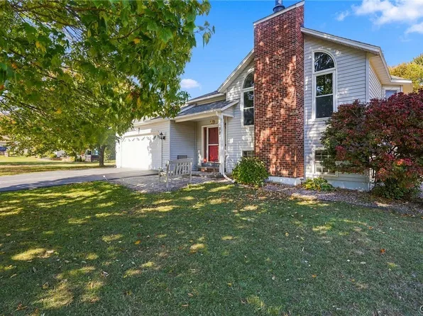 32 Phyllis Ln, Hastings, NY 13076
