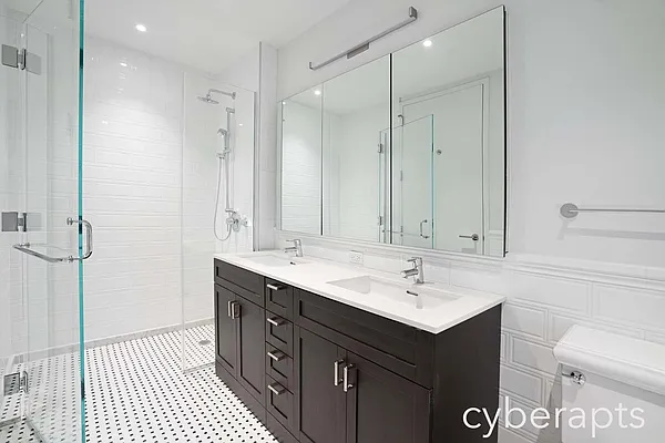 Rented by Cyberapts Management | media 20