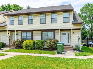 51 Main St, Edison, NJ 08837