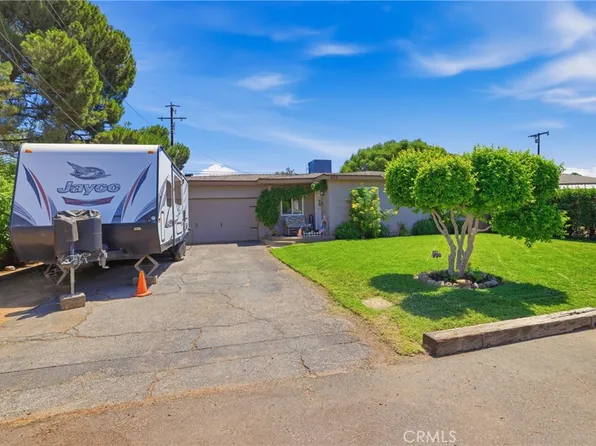 472 Laraine Dr, Beaumont, CA 92223