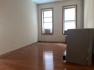 23-52 33rd St #A3, Astoria, NY 11105