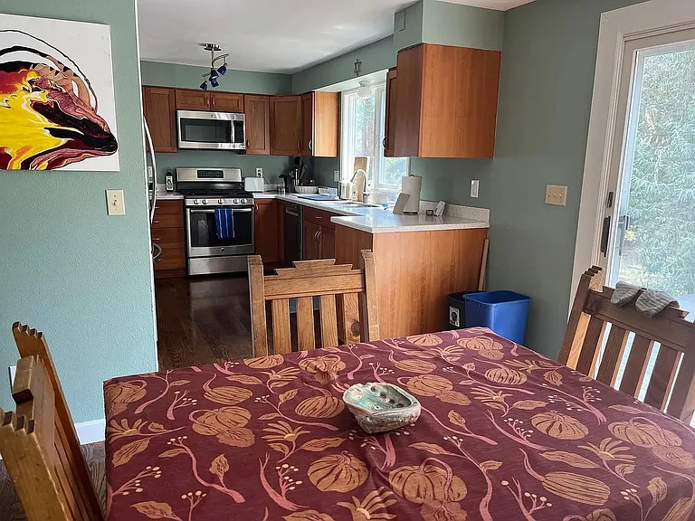 4556 Apple Way — Photo 5